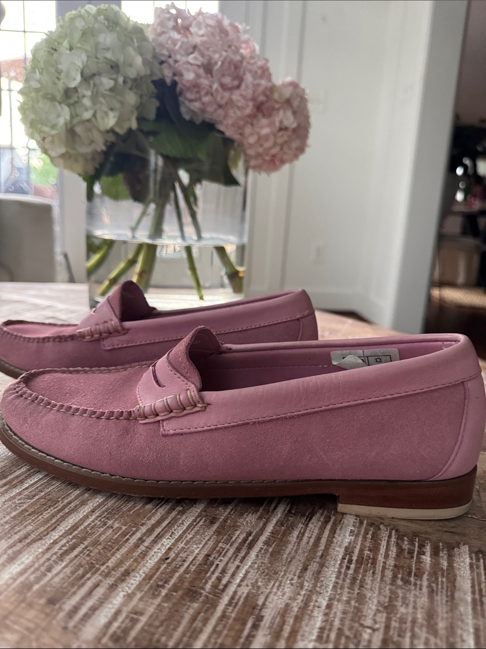 Weejuns Leather Suede Pink Loafers Size 8.5